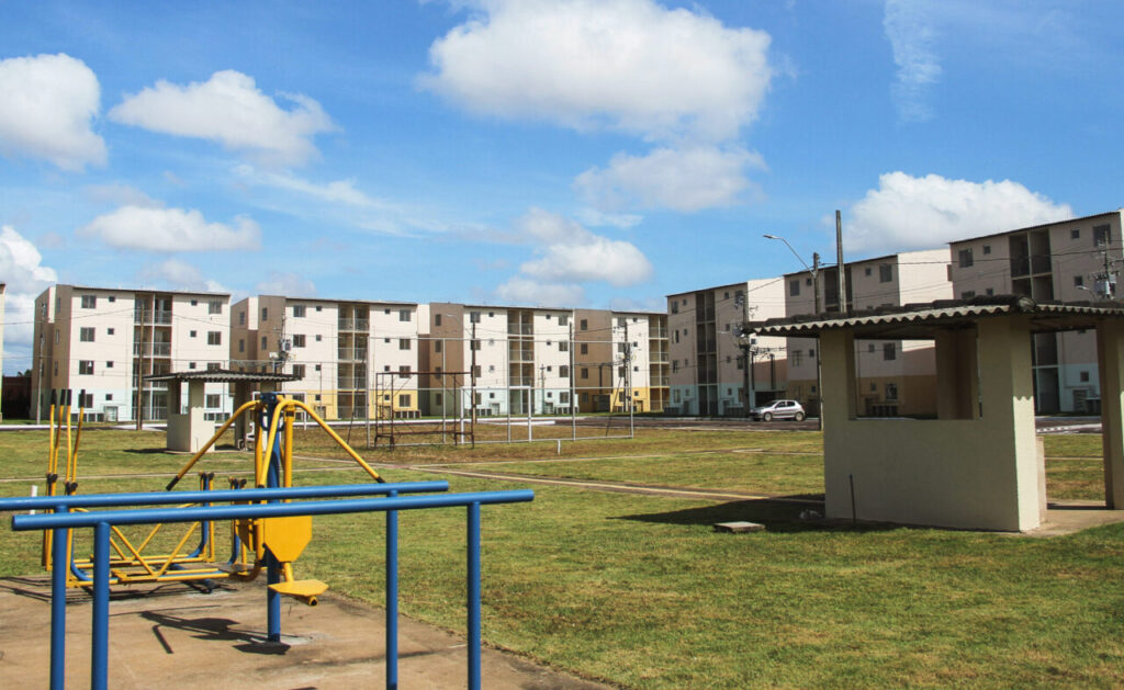 Governo de RO contribui com entrega de apartamentos a mais de 300 famílias, em Porto Velho   