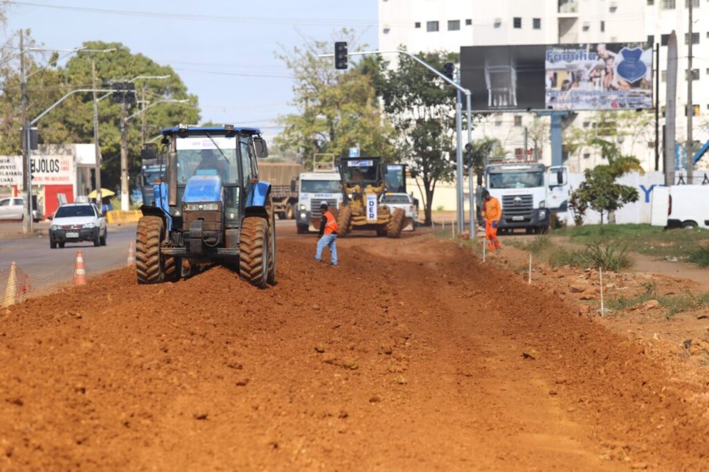 Governo de RO realiza obras de pavimentação na RO-005, no perímetro urbano de Porto Velho
