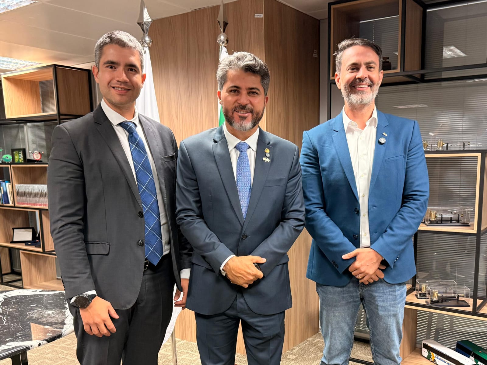 Marcos Rogério anuncia início da Expresso Porto e liberação da Ponte do Candeias após agenda na ANTT